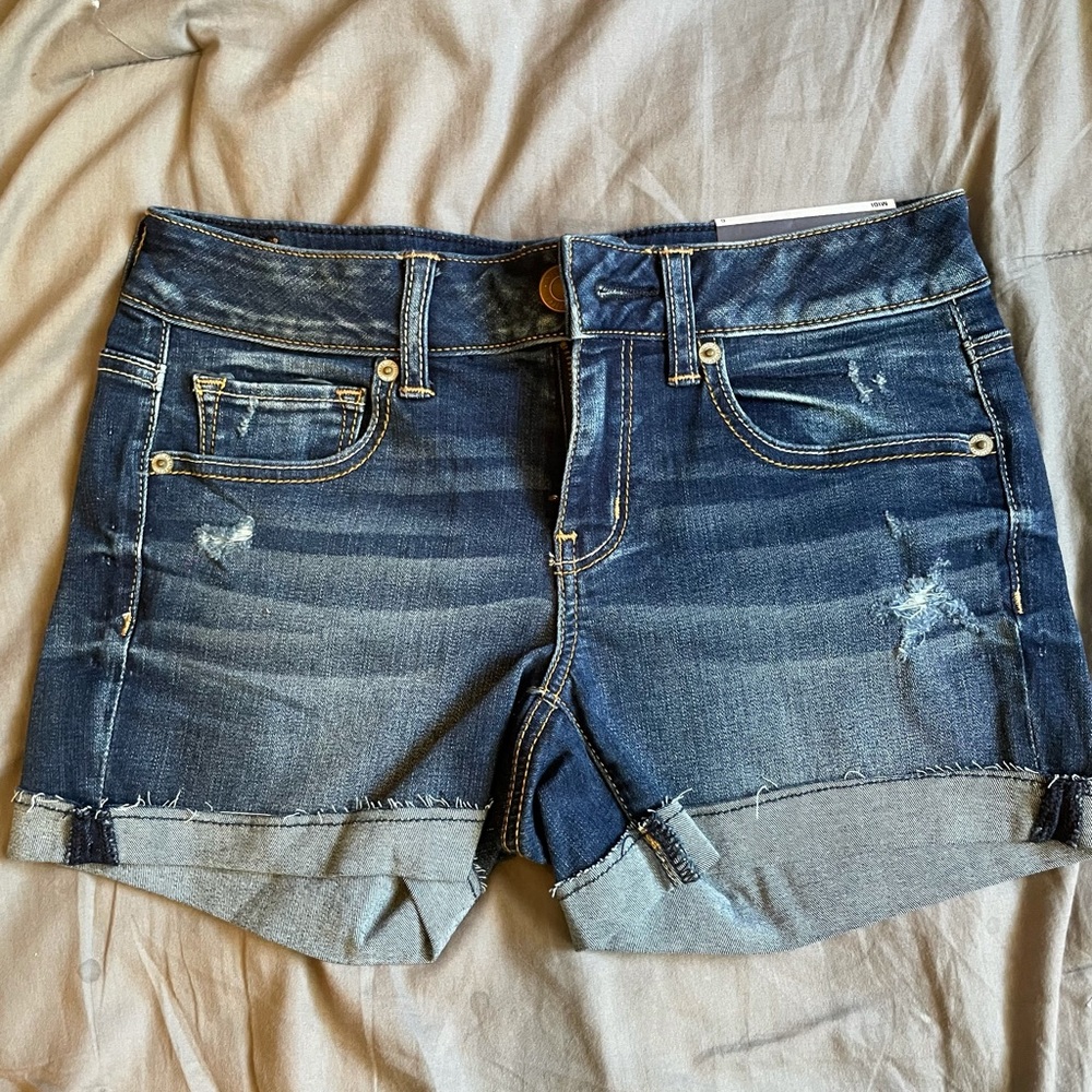 American Eagle midi super stretch shorts